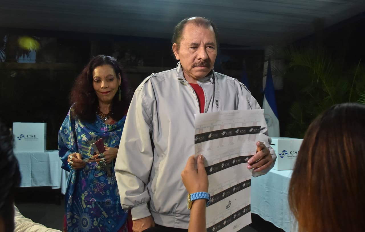 Ortega gana unas elecciones marcadas por la alta abstención y ausencia de oposición