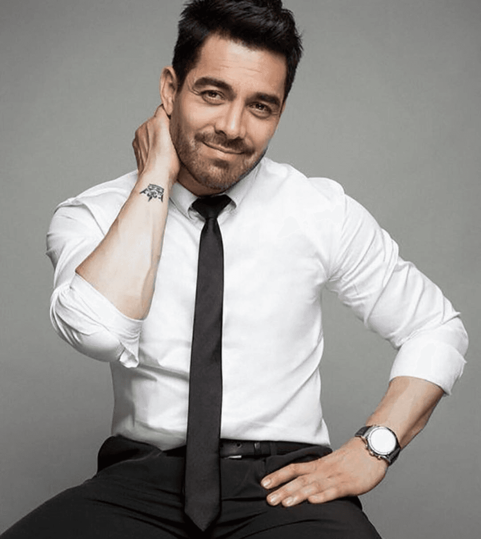 <b>Omar Chaparro</b> es, sin duda, otro de los comediantes que mediante su trabajo en televisión, cine, y teatro, ha logrado llenar de de sonrisas a sus miles de seguidores.