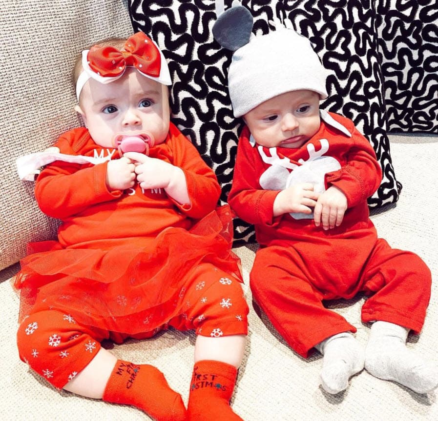 "Megan, eres sin duda todo lo que significa tu nombre 'enviada por Dios, fuerte y capaz', gracias por elegirnos como tus papás, te amamos mucho", escribió Michelle Galván en Instagram a las pocas horas del nacimiento de su hija.
<br>