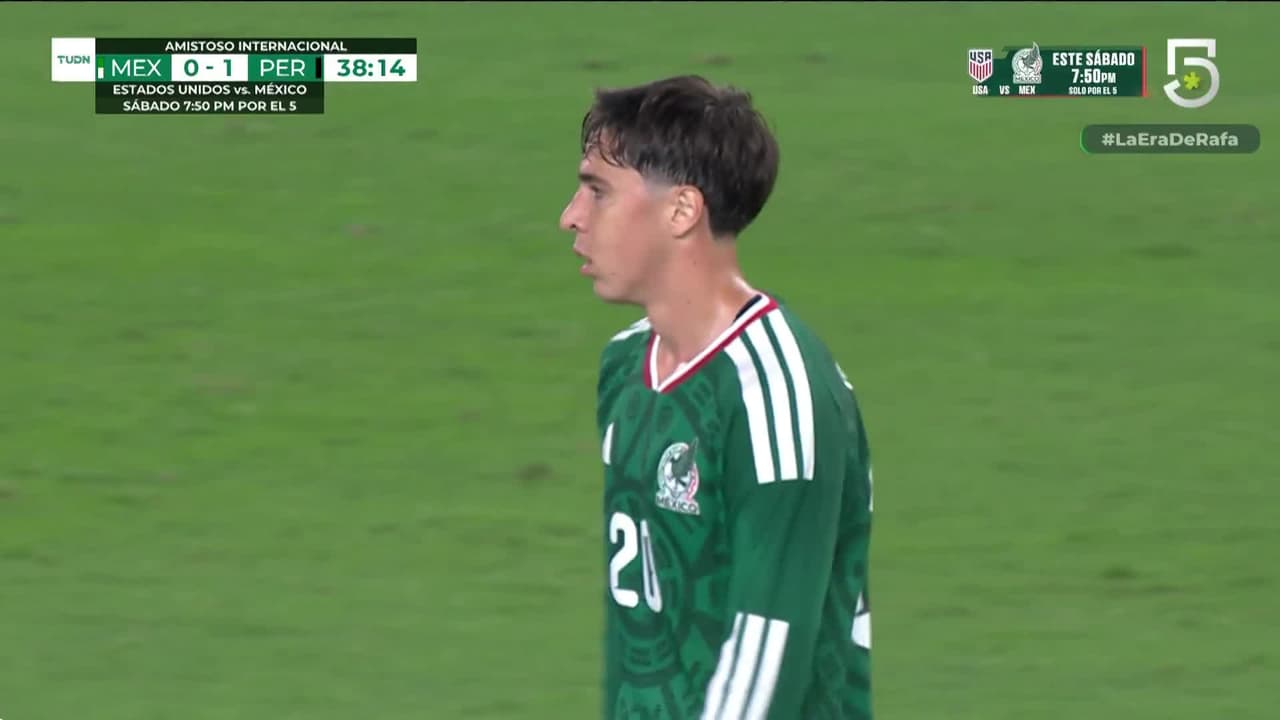 ¡De no ser por este atajadón México empataba a Perú!