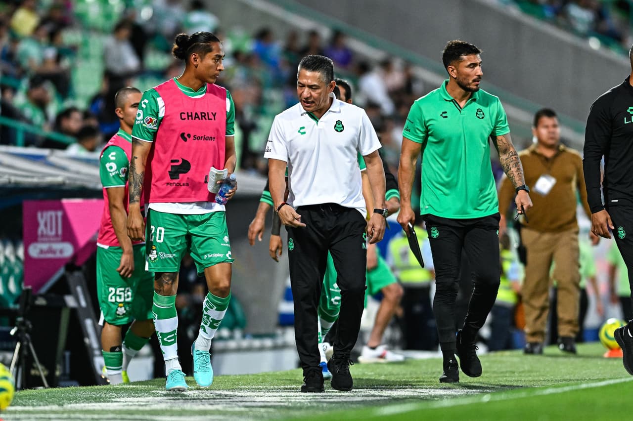 Nacho Ambriz pese a los 3 puntos: "Sacamos un triunfo apurado"