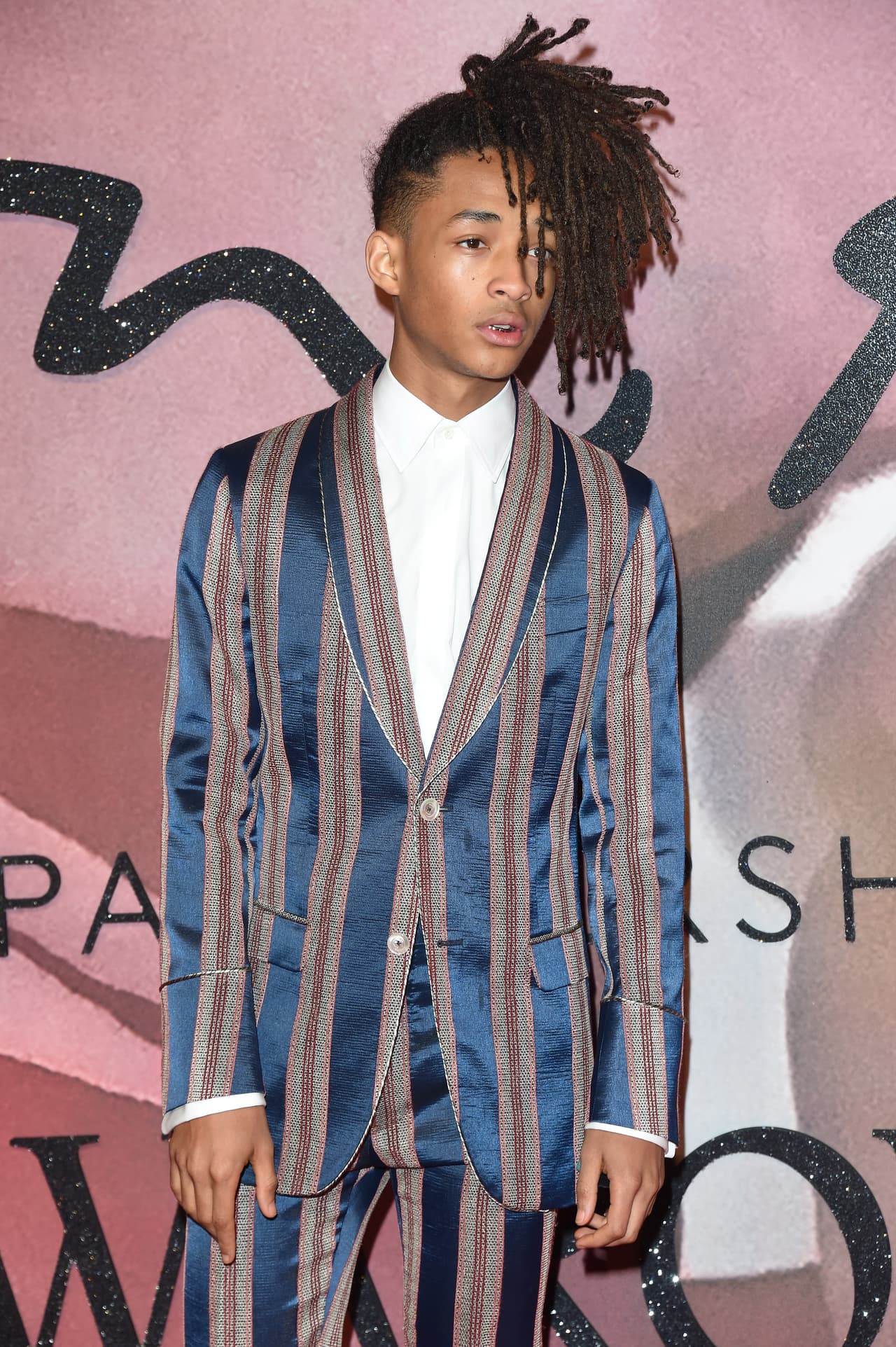 Ahora es un ícono de la moda gracias a su particular estilo.