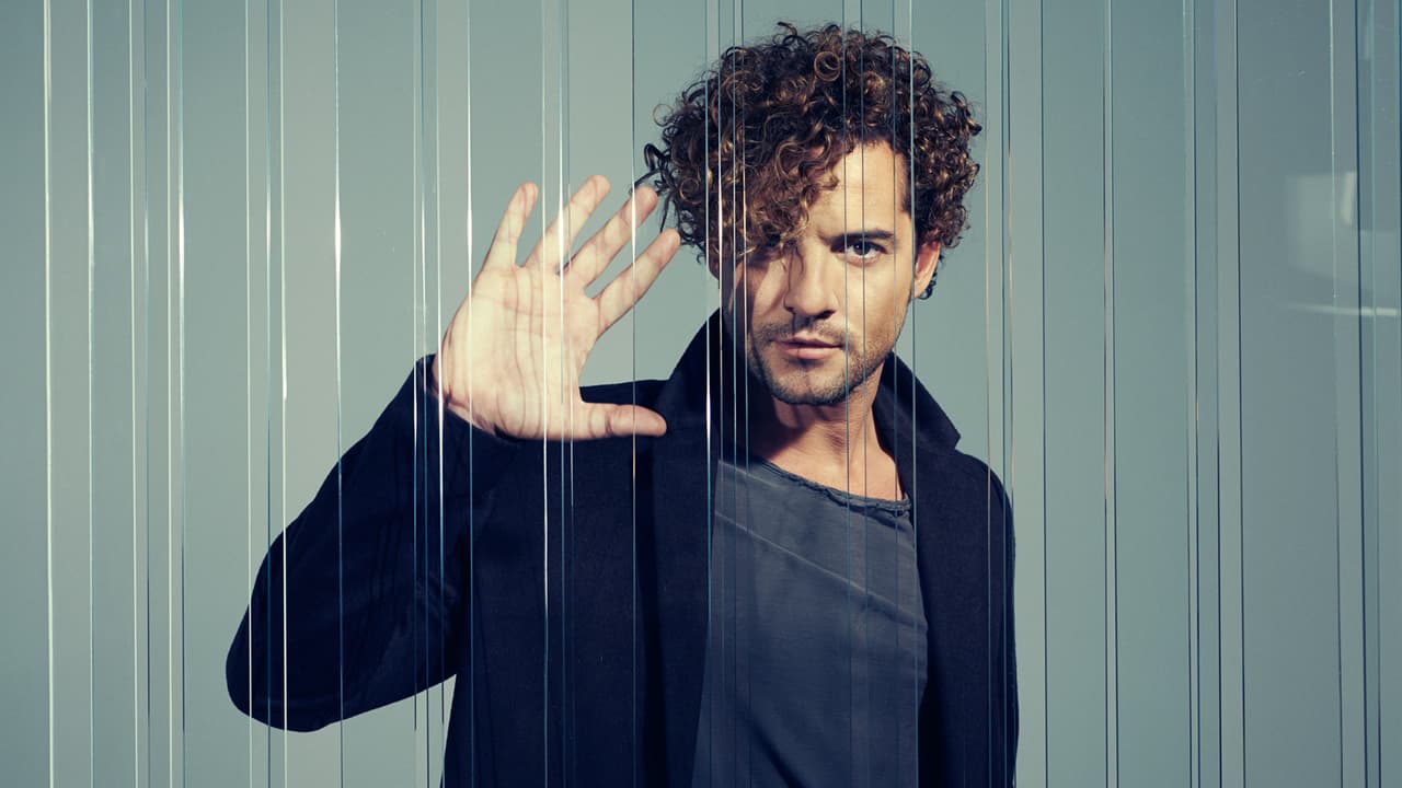 En el perfil de Facebook de uno de los implicados hay una foto grupal donde aparece el cantante y, según La Nación, esta foto fue incluida en el expediente de la policía.