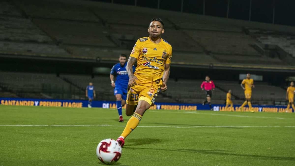 Aquino se burla de Cruz Azul: "30 años sin ganar nada"