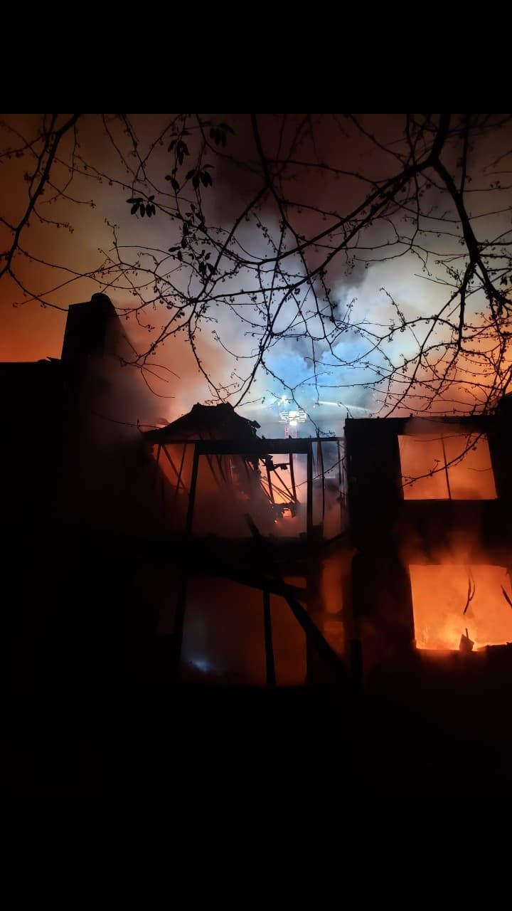 El incendio se registró en el conjunto de apartamentos Las Palmas, en Norcross.