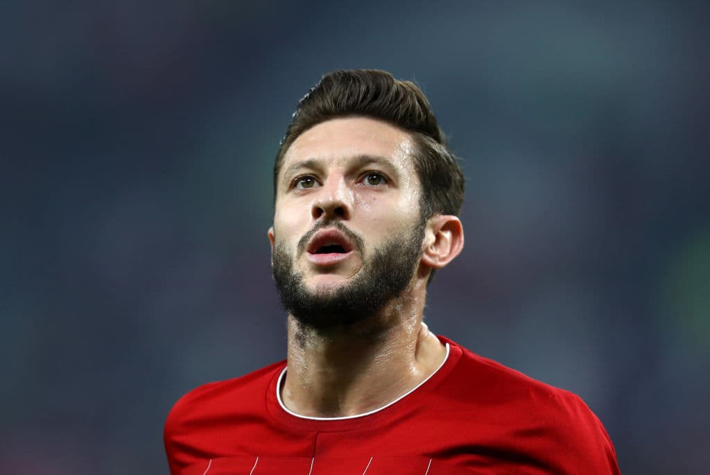 Adam Lallana, 31 años, mediocampista del Liverpool. Cuesta 12 millones de euros. Con poca regularidad, Adam Lallana no entraría en los planes del Liverpool para el próximo año.