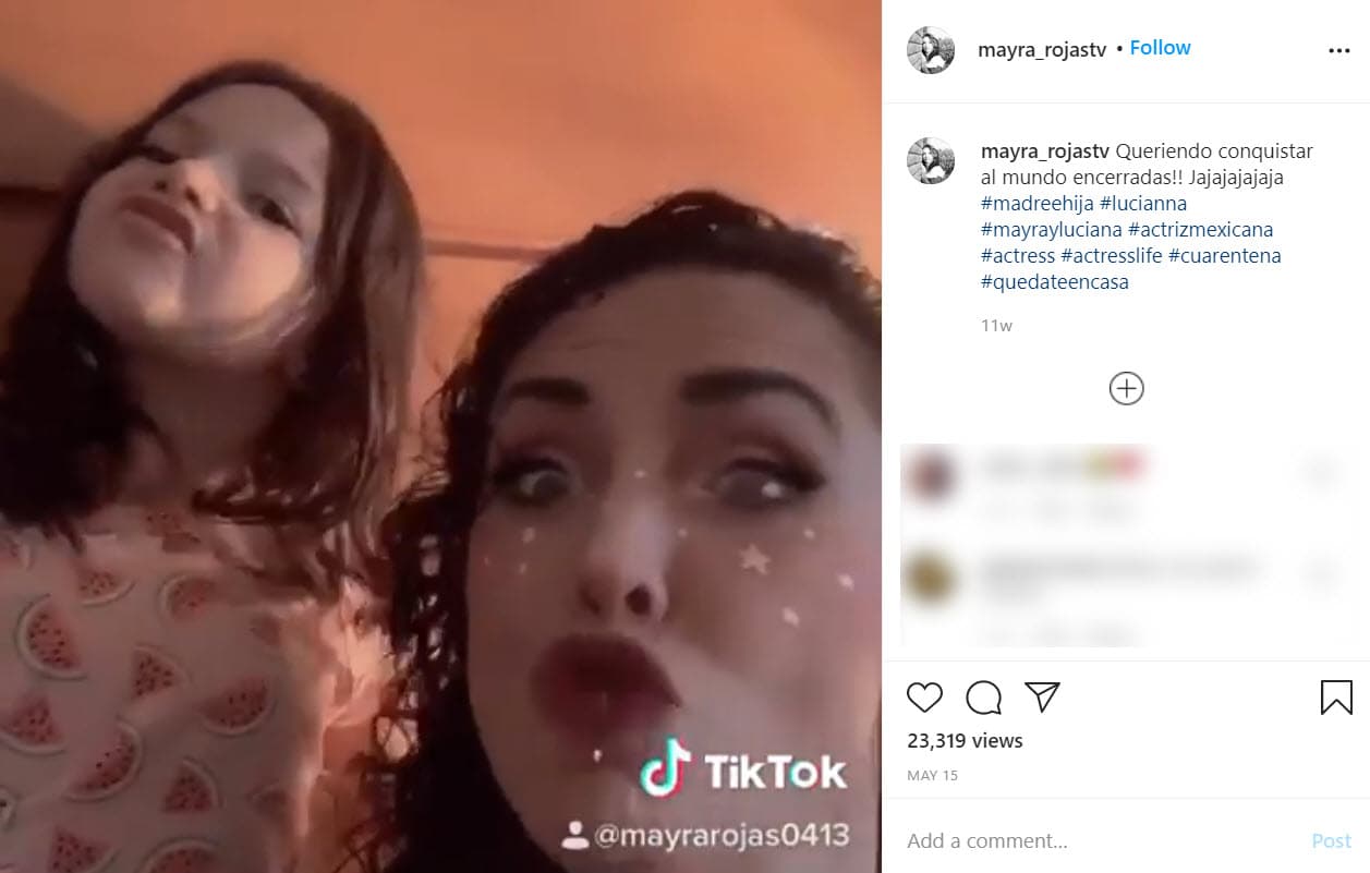 Los dos últimos llegaron a su vida a través del proceso de adopción. 
<br>