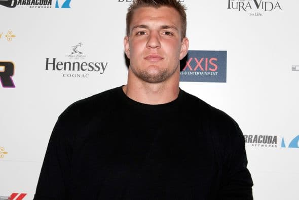 Rob Gronkowski Nació el 14 de mayo de 1989 en New York. Más videos de Chismes aquí.