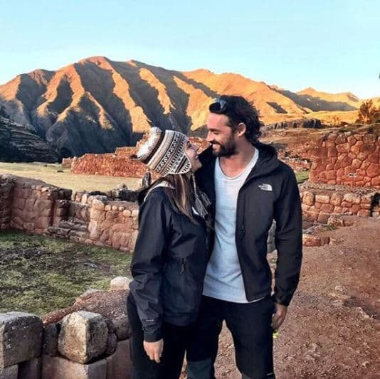 “Estoy feliz por él porque se realice, porque haya regresado a su tierra por la puerta grande”, declaró Ana Brenda.