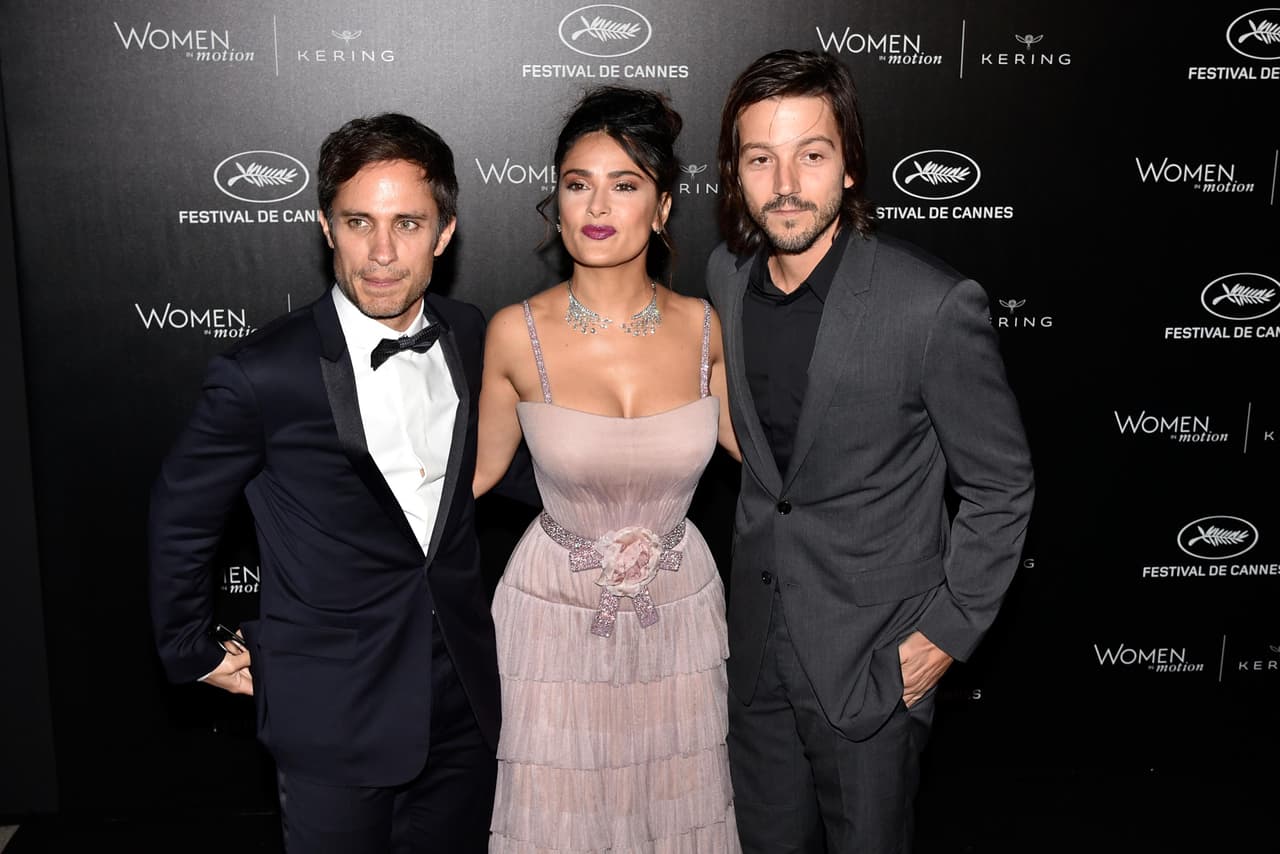 A la gala asistieron los actores mexicanos Diego Luna y Gael García Bernal.