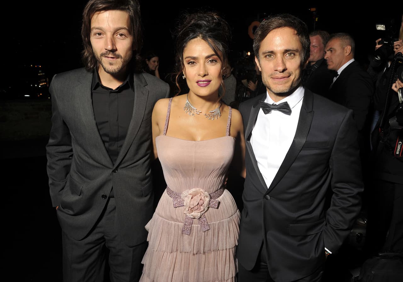 Al parecer a Salma no le molestó el gesto de Diego, siguieron muy felices en la velada.