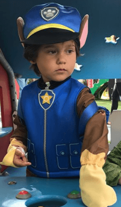 Esta es una de las fotos más recientes que ha compartido Satcha y en donde podemos ver lo mucho que ha crecido Bruce.