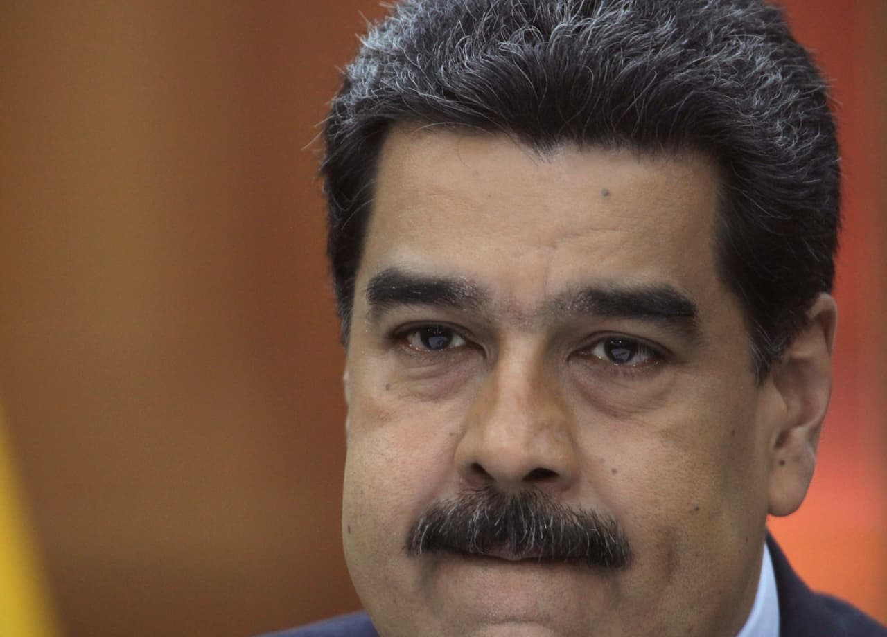 Cómo Maduro intenta evitar el colapso tras las sanciones impuestas por EEUU