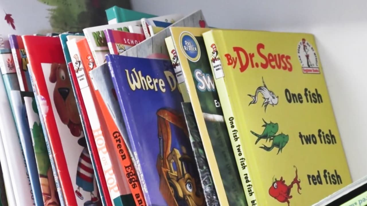 Mentoría y transporte para estudiantes de primaria que necesiten mejorar inglés con Programa Aprendo