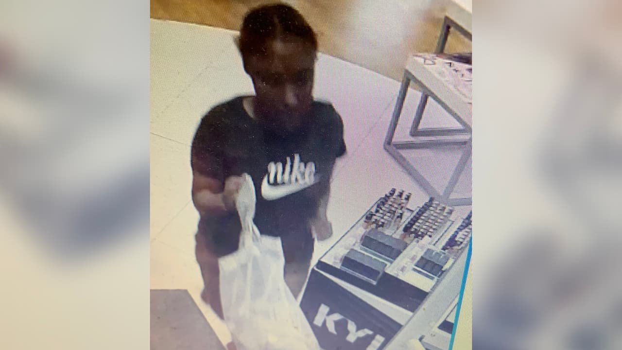 La Policía de Baytown está buscando a cinco sospechosas de robar en una tienda de productos de belleza Ulta, el lunes 2 de marzo a las 8:19 p.m.