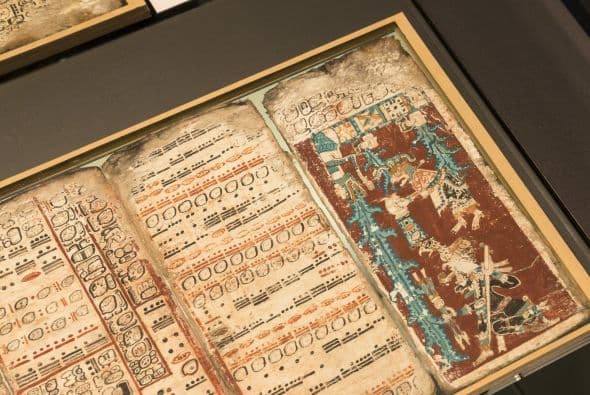 Este manuscrito es uno de los cuatro documentos antiguos mayas que sugieren que la civilización moderna llegará a su fin el próximo mes de diciembre.