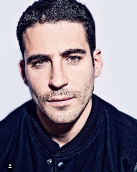 Miguel Ángel Silvestre conquistará tu corazón en ‘Velvet’, ¿ya lo viste?