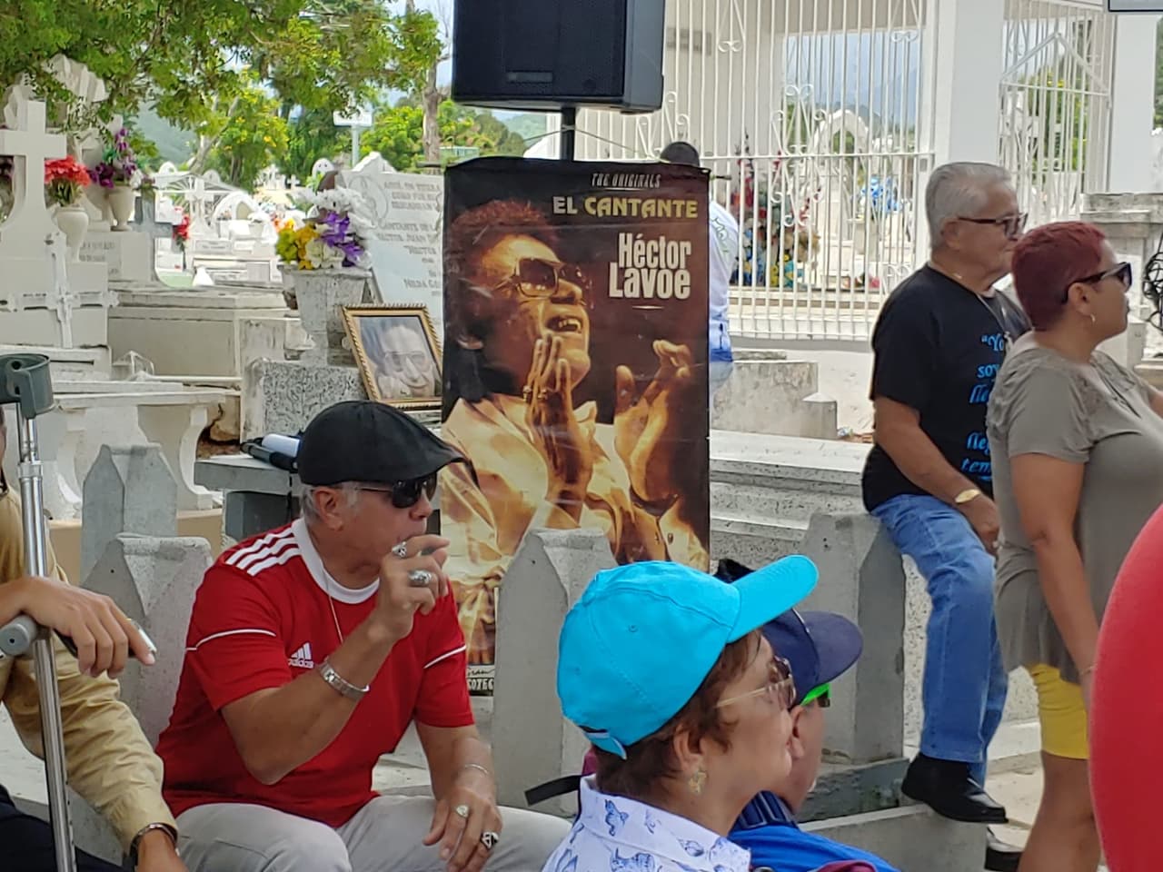 Héctor Lavoe sufrió adicción a las drogas. El cantante murió de SIDA en junio de 1993.