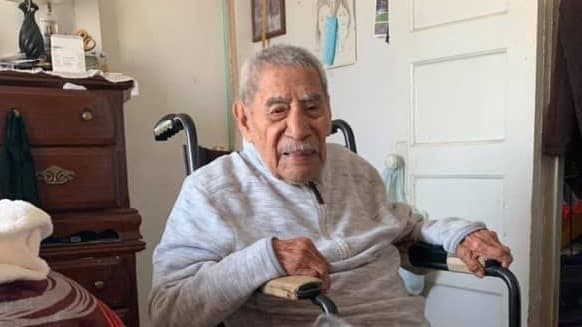 Este mexicano, residente de Bakersfield, cumple 112 años y quiere vivir muchos más