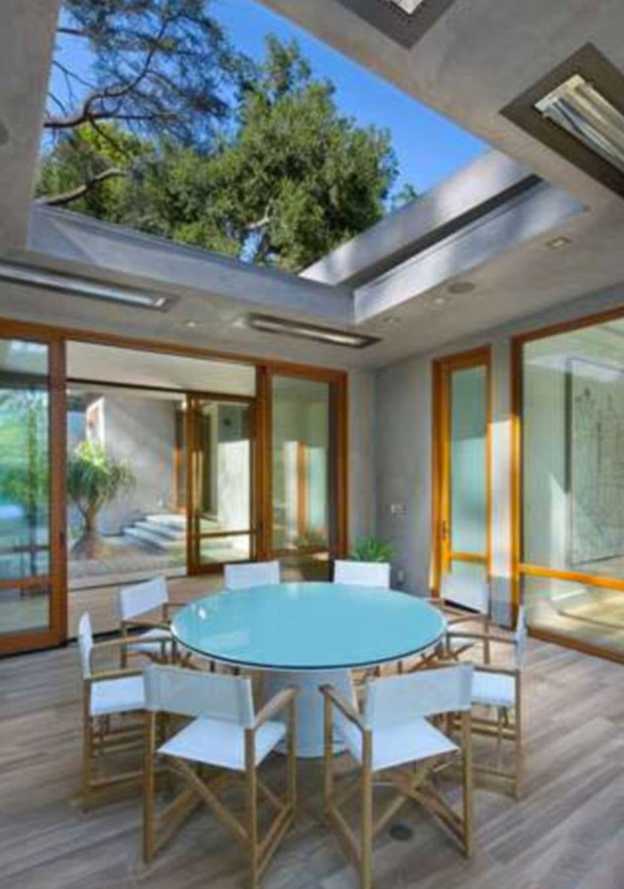 Cuenta con varias terrazas y un 'centro de bienestar' de 2 mil pies cuadrados.