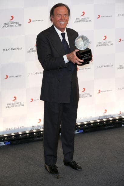 "La novedad en esta ocasión es una prueba genética -que el abogado de Sánchez-Santos obtuvo, a través de un detective en Miami (EEUU), en los restos de la basura de Julio José, hijo de Julio Iglesias-, que nosotros cuestionamos, tanto la forma en la que se obtuvo la prueba como el análisis en sí mismo", afirma el abogado.
<br>