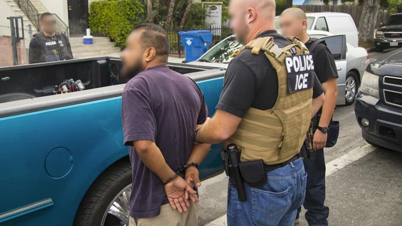 Ante el cierre de Gobierno, ¿continuarán las redadas de ICE? Esto dijo un vocero