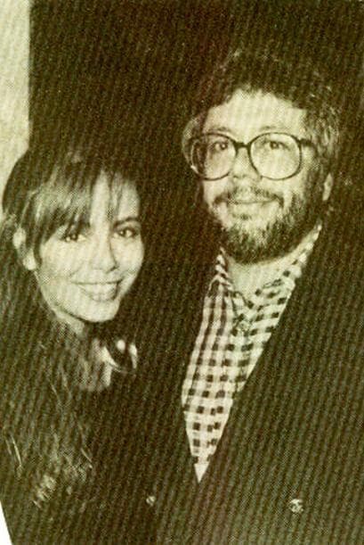 Su relación terminó en el año de 1994, cuando la también actriz confesó que había estado en rehabilitación por motivos de adicciones.