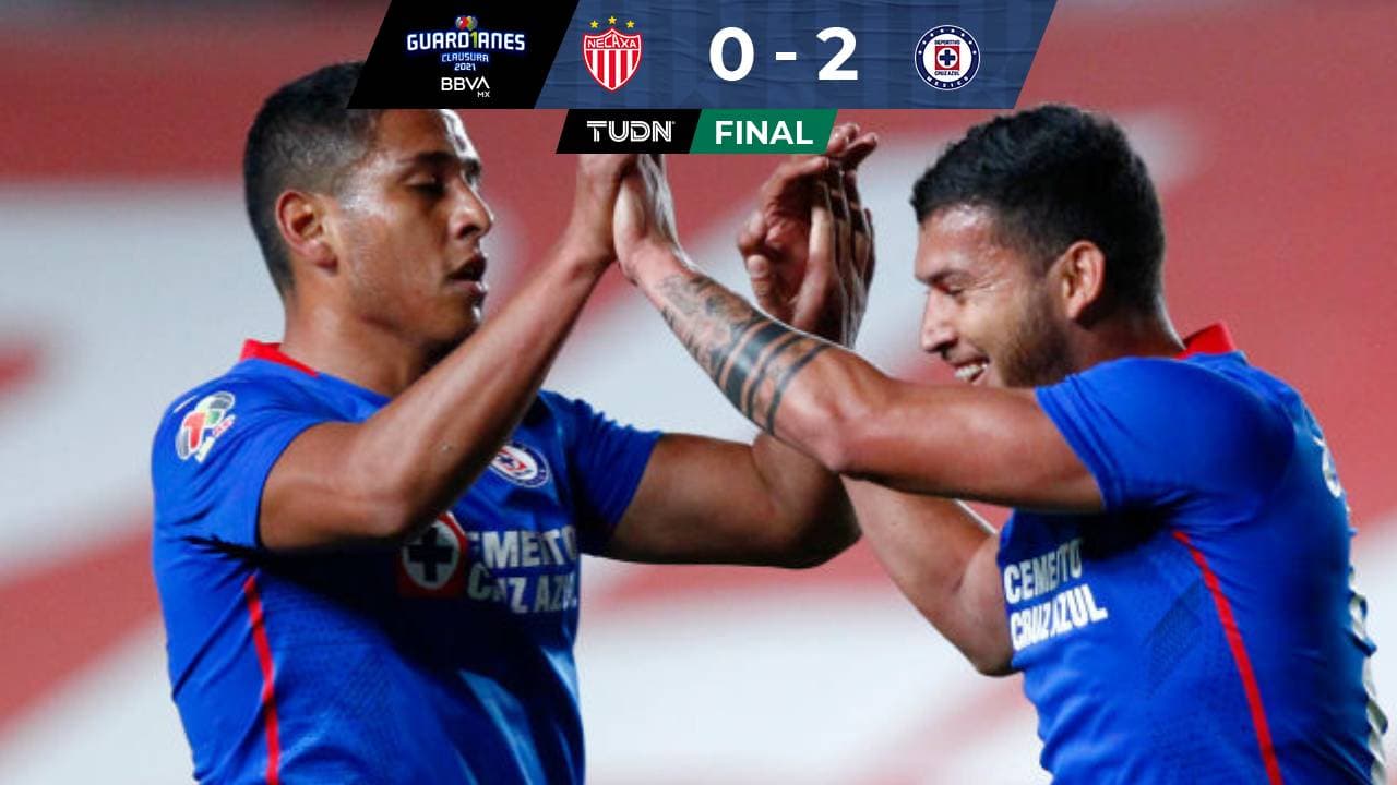 Luis Romo y Juan Escobar hicieron los goles con los que Cruz Azul derrotó al Necaxa.