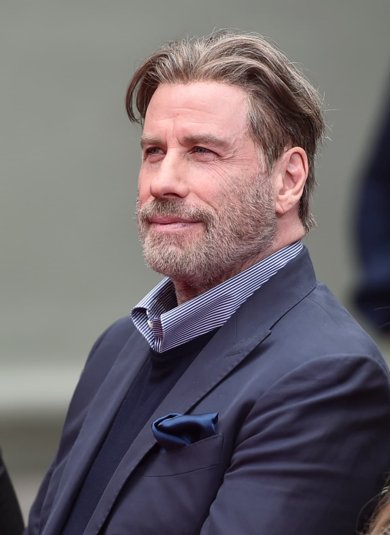 Ella Bleu recientemente terminó el rodaje del thriller ‘The Poison Rose’, donde actuá al lado de su padre, Brendan Fraser y Morgan Freeman.