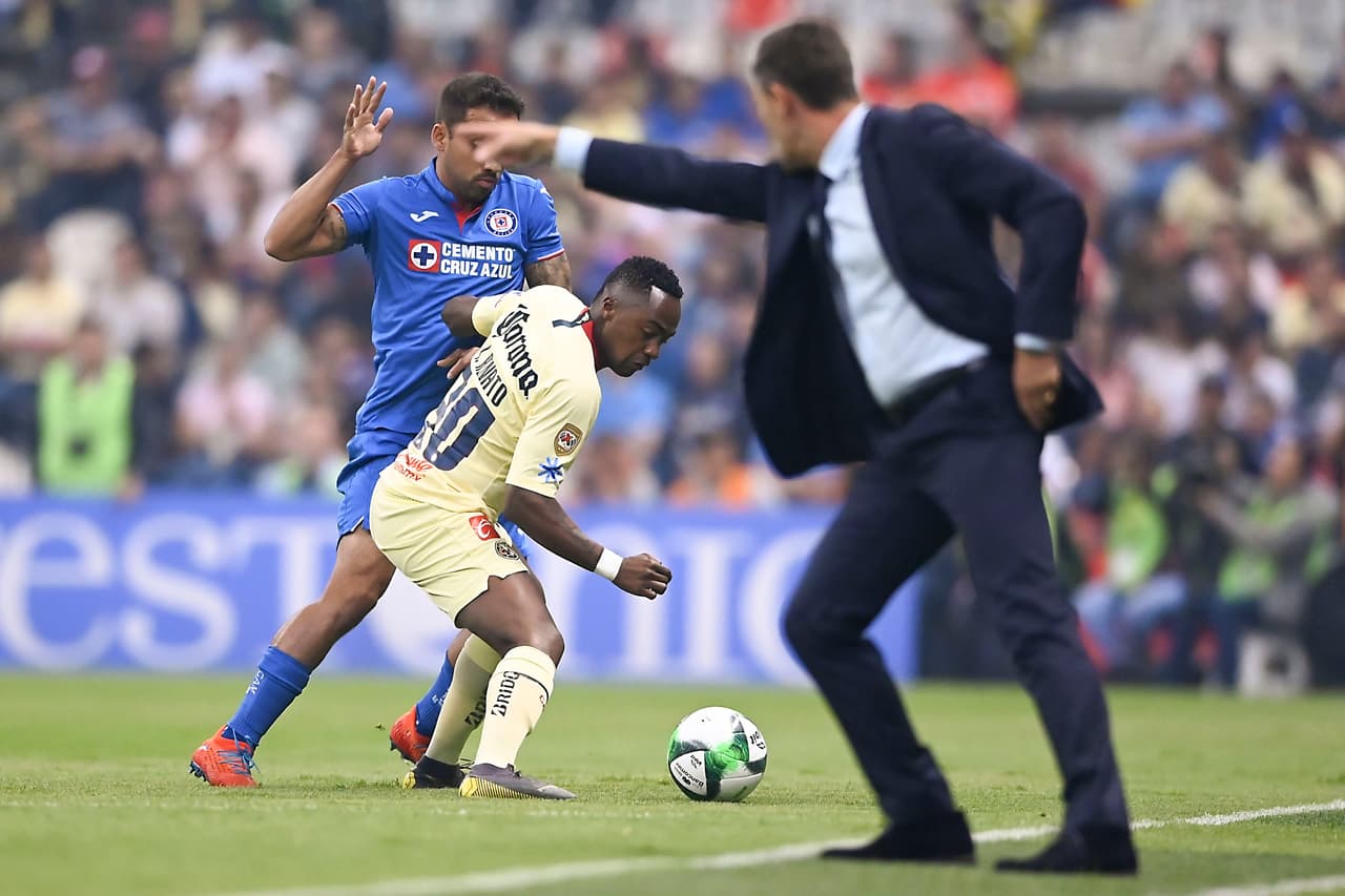 Y a pesar de los ajustes que el técnico portugués de Cruz Azul quiso hacer sobre la marcha, luego del embate de los americanistas, pues no fue posible.
