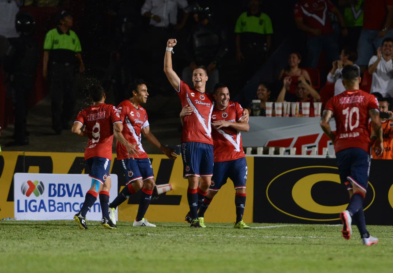 Veracruz 2-0 Chivas: Abre la Liga MX y El Tiburón se llena de Chivas