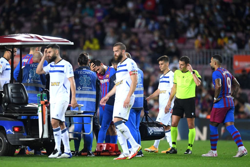 El Barcelona no aprovecha sus llegadas, descuidan y terminan dejando ir la victoria para conformarse con un empate 1-1.