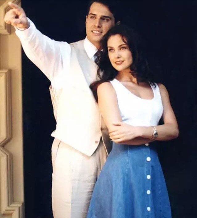 'Enrique' era el hermano mayor de 'Leticia', un muchacho centrado y trabajador, amigo de 'Pablo'.