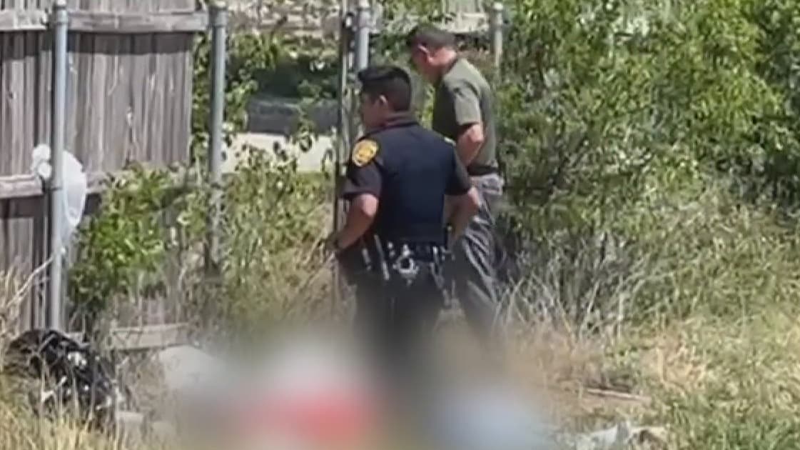 Policía de San Antonio investiga la muerte, a tiros, de dos indigentes