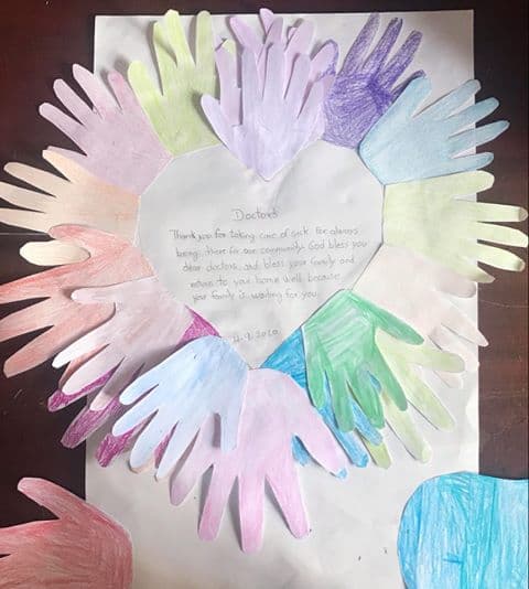 Detalle del dibujo que Jennifer Quizhpi realizó durante la epidemia del coronavirus.