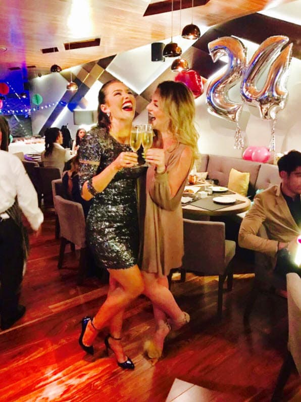 La actriz Gema Garoa, quien ha participado en telenovelas como Pasión y Poder y Mi adorable Maldición, es originaria de Tamaulipas, uno de los estados mexicanos fronterizos en donde hay una gran concentración de migrantes.
<br>