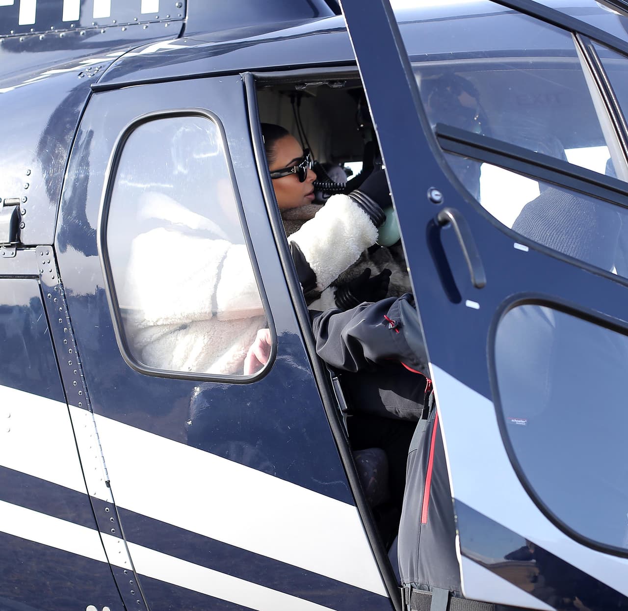 ¡Algo comenzó a sonar en la aeronave!