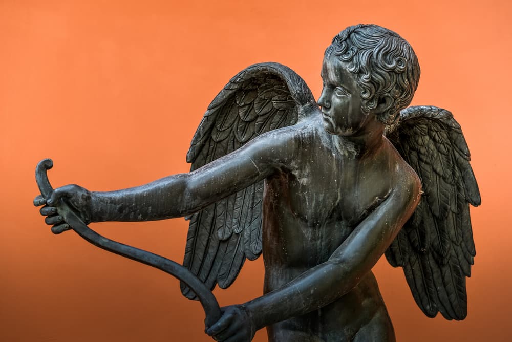 <b>LIBRA</b>
<br>Tu carta es 
<b>Cupido</b>, que te ayudará a alcanzar la felicidad y plenitud que te mereces.
<br>