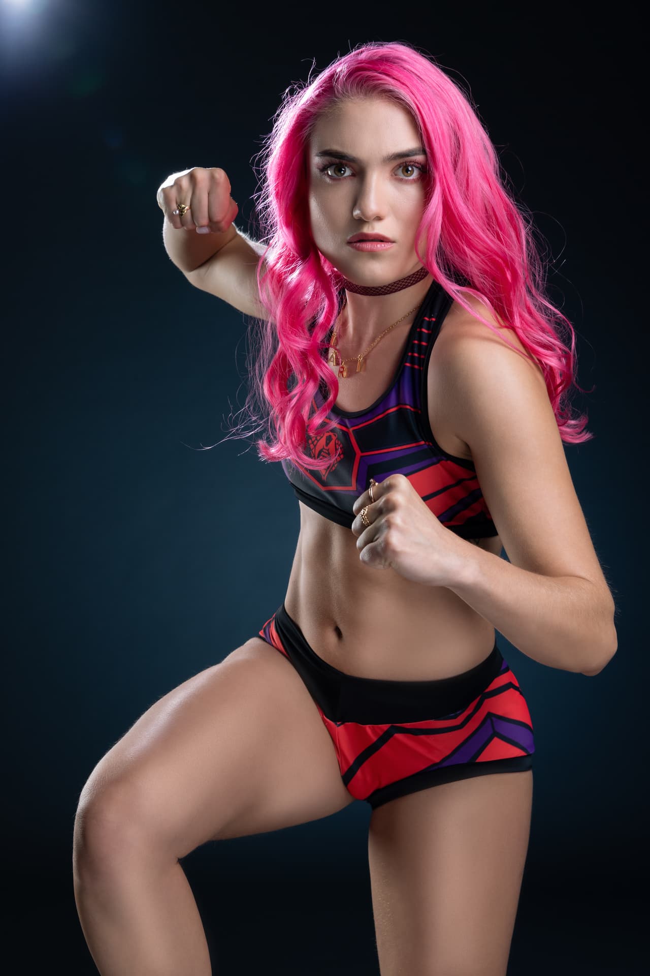 En la lista del equipo de Macky González sigue Dariana García, quien con 20 años de edad y una gran pasión por los deportes, subirá la adrenalina de la competencia. Dariana fue miembro de la selección mexicana de rugby.