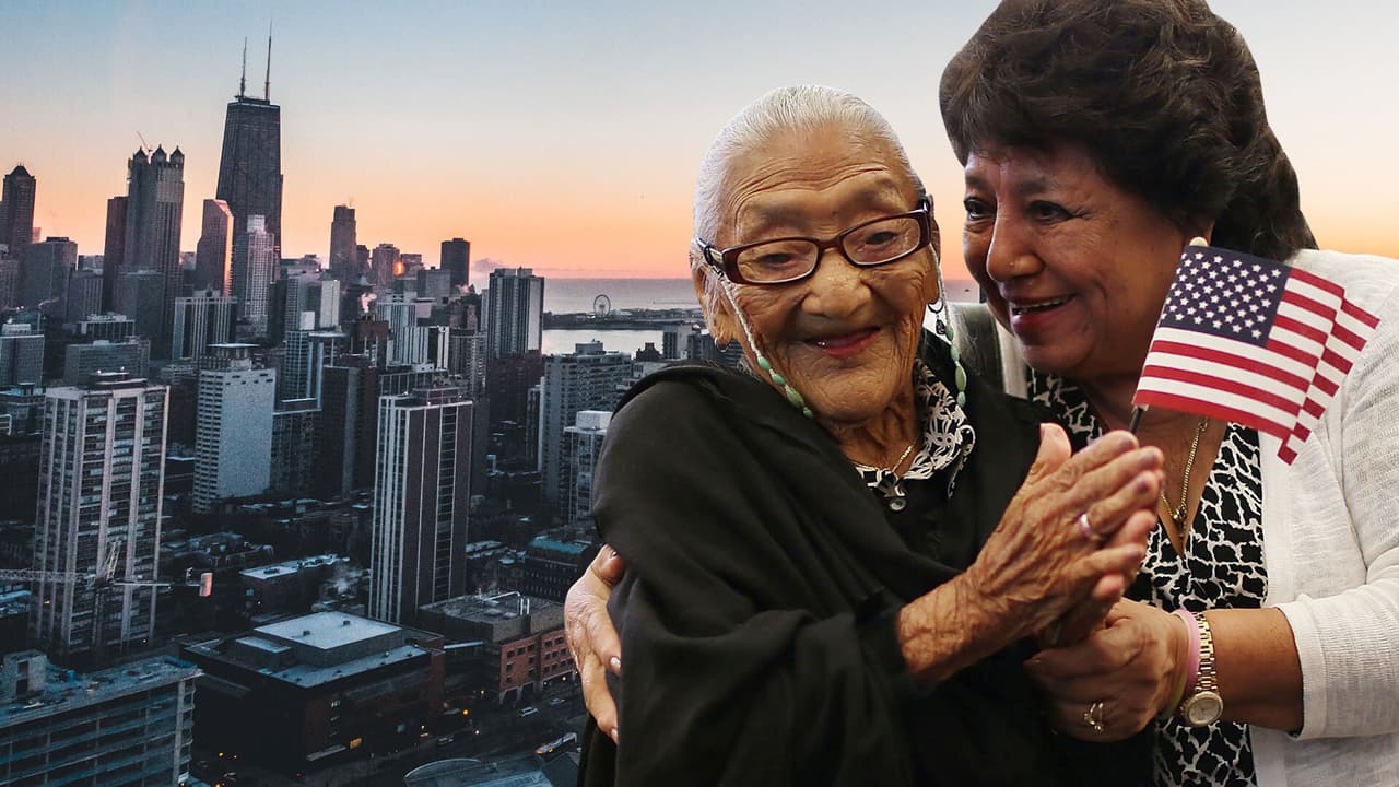 Si buscas aprobar el examen de ciudadanía y vives en Illinois, mira estos recursos gratuitos para prepararte