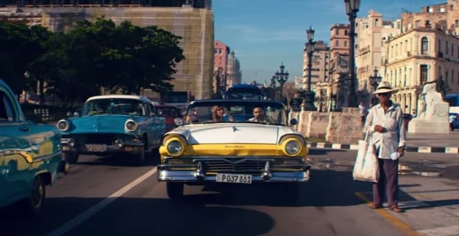 Los viejos edificios, los autos antiguos y la gente de Cuba, fueron el marco ideal para la grabación de este video que al momento ya está cerca de las 300,000 visitas.