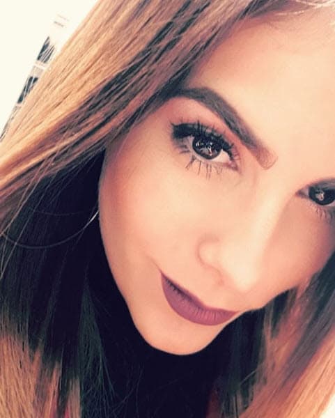 La jalisciense nunca había pensado en ser actriz, pues ella quería estudiar la licenciatura en administración de empresas, pero "la vida me fue abriendo puertas en este medio", reveló en la entrevista.