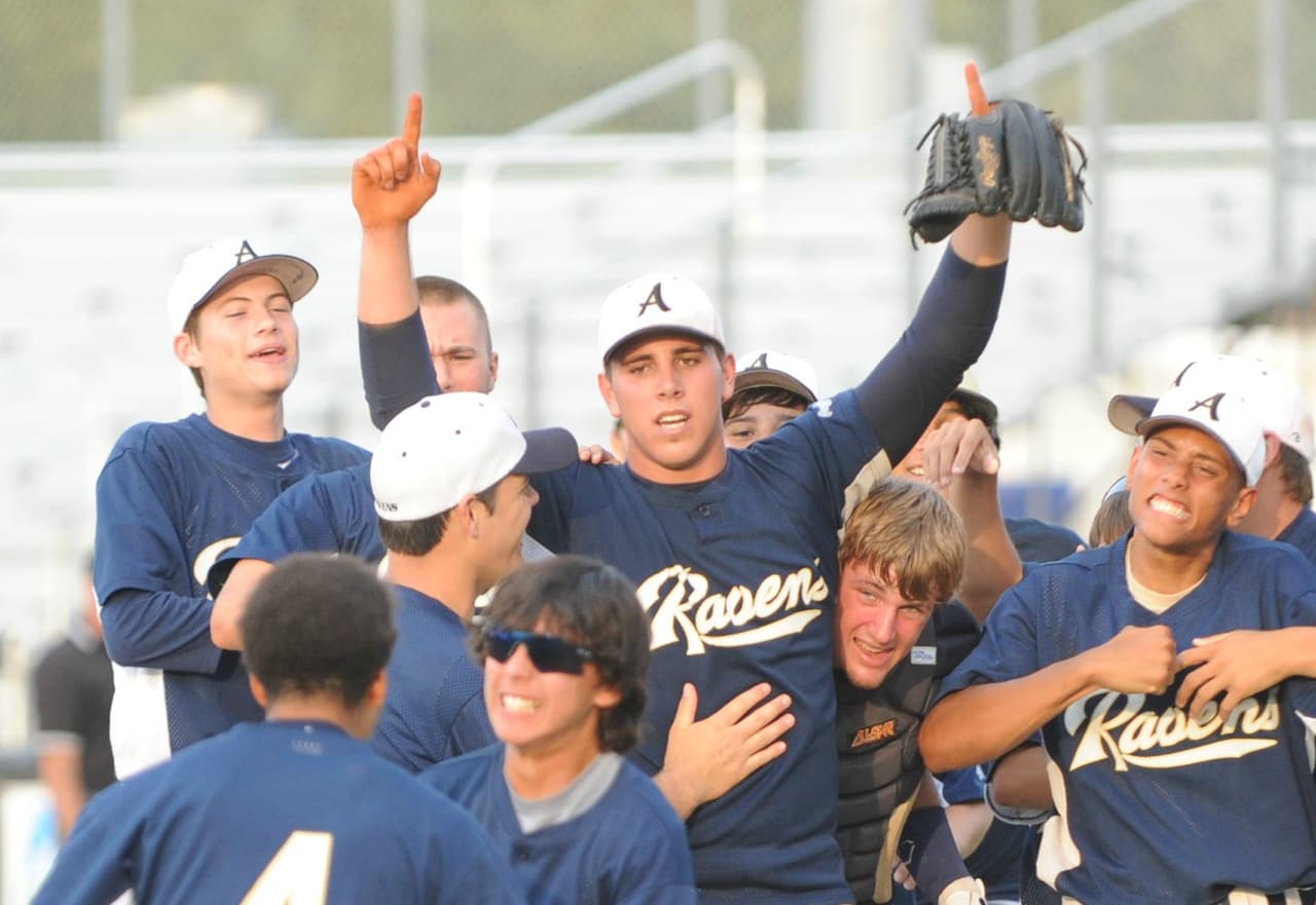High School champion. José Delfin won two state titles at Braulio Alonso High in Tampa, 2009 and 2011. Courtesy of the FHSAA/Univision.