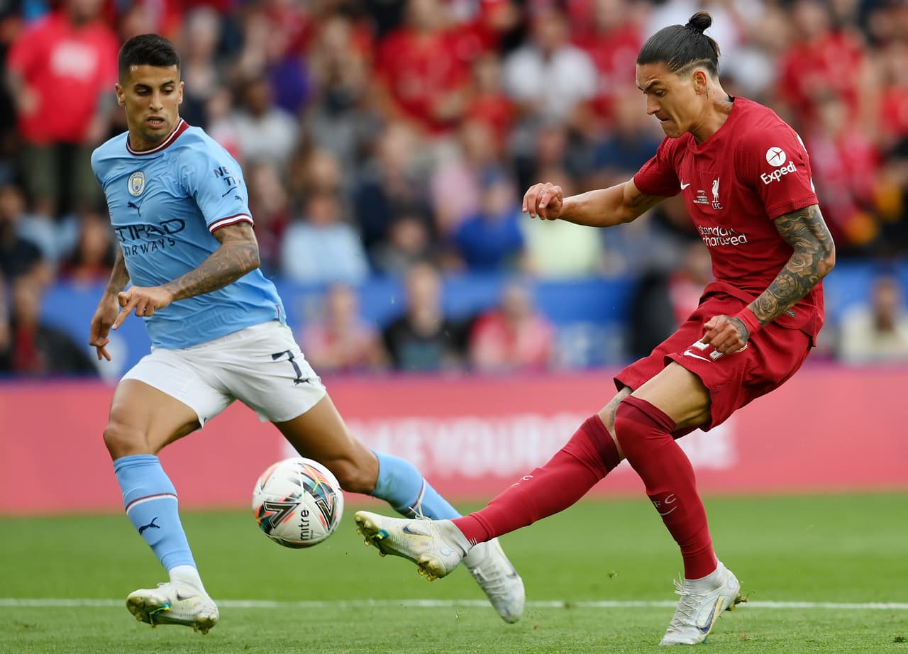 Liverpool venció al Manchester City con goles de Trent Alexander Arnold, Mohamed Salah y Darwin Núñez; por los Citizens descontó la 'Araña' Araujo.