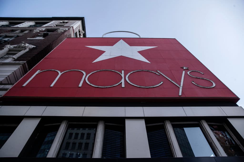 Tiendas Macy's prometen contratar a seis mil personas para las fiestas de fin de año en California