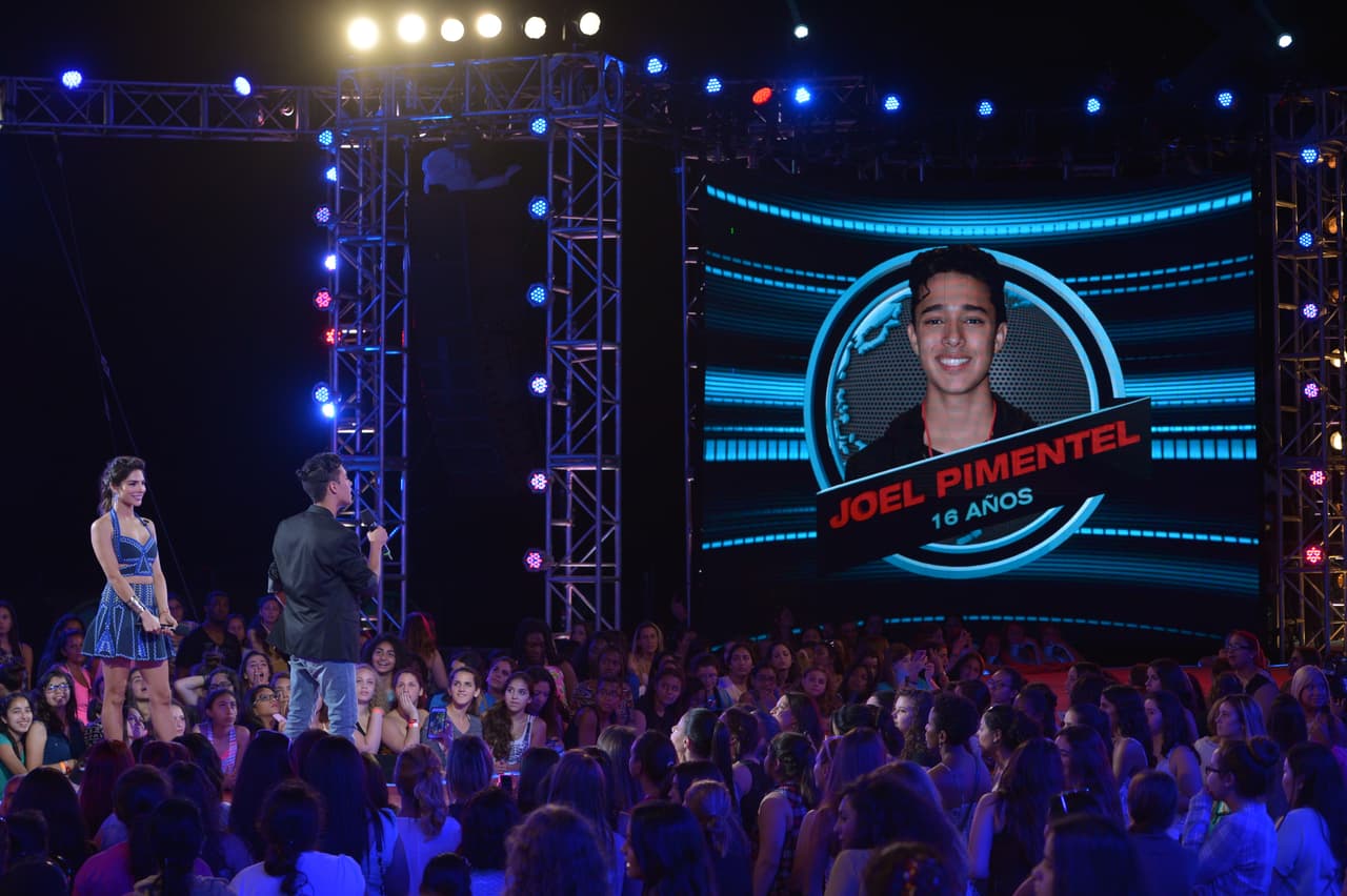 Para este chico de origen mexicano su familia lo es todo, por eso en las audiciones no dudó en elegir una canción que le enseñó su abuelito antes de morir. Los jueces le pidieron cantar un tema más moderno y fue así como Joel logró demostrar su talento.