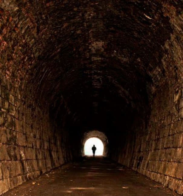 Ambos fueron abandonados en un túnel en Hartlepool, Durham.