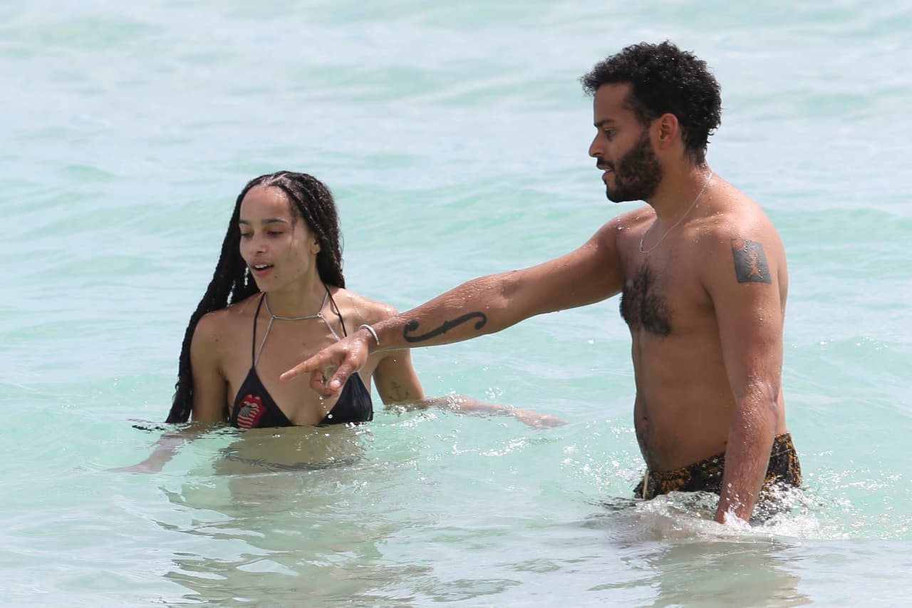 Él es George Lewis Jr., su pareja.