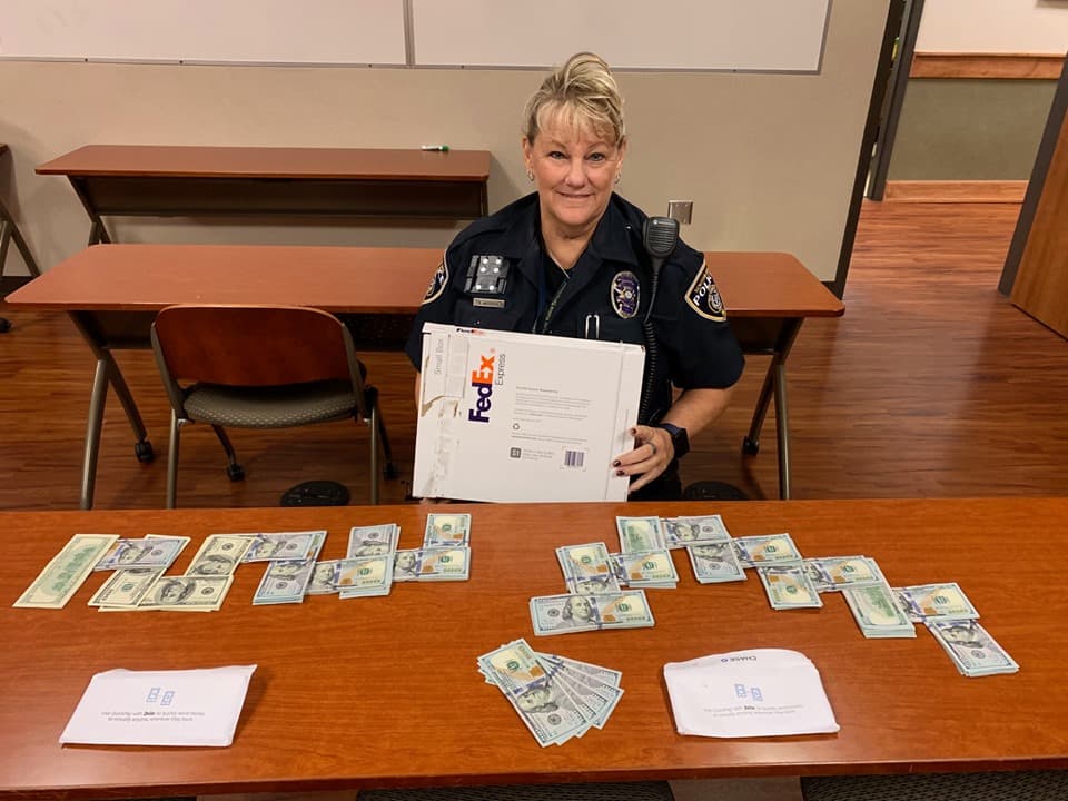 Personas de la tercera edad alertadas por estafa en Southlake