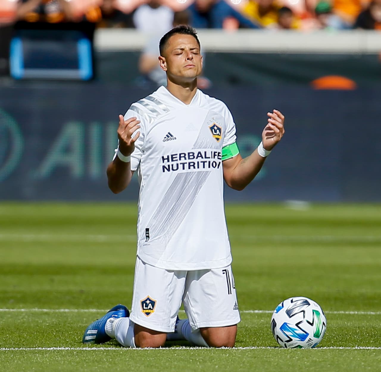 ¿Y Chicharito? Schelotto sueña con Higuaín en el Galaxy
